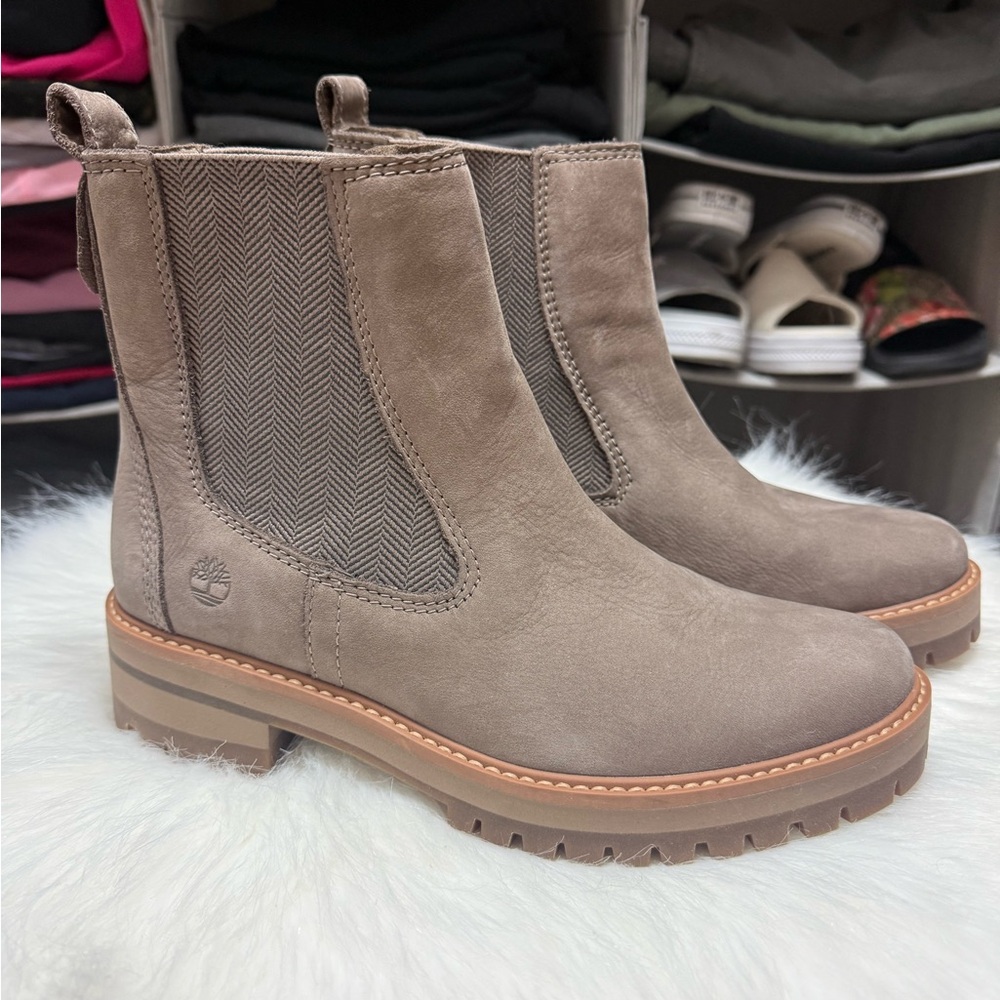 Timberland Women's Chelsea Boots